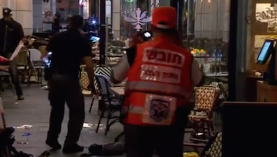 Breaking news – Terror attack in Tel Aviv leaves four dead. PA leader: ”Israel is reaping repercussions.”